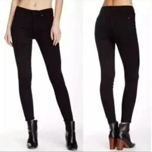 Spanx -  Shapewear Every Wear Ankle Skinny Jeans in Black - size 29